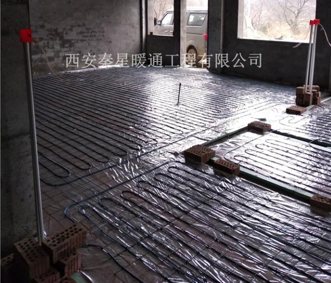 新型電地暖